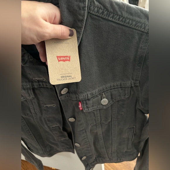 gray levi denim jacket - Picture 2 of 5